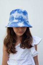 Load image into Gallery viewer, Shibori Reversible Hat
